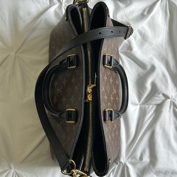 Soufflot MM Tote monogram canvas - Picture 6 of 16